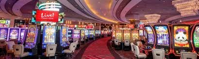 Live Baccarat ကတ်ဂိမ်း dealer နှင့် စားပွဲ